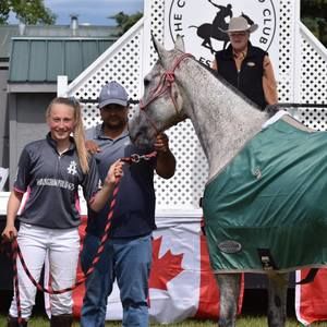 Meet your Posher, Annika